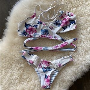 Frankie’s Bikinis